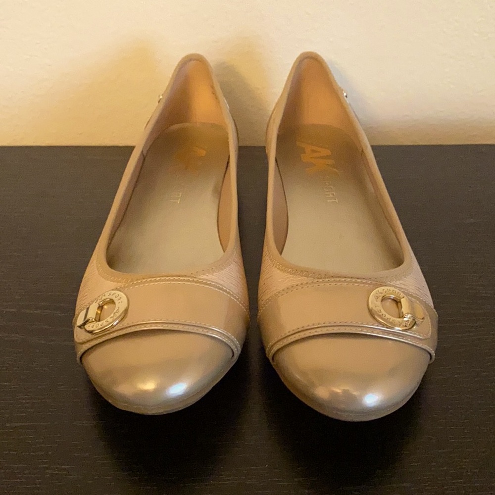 Anne Klein Sport flats sz10